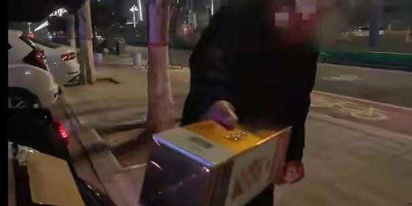 星空体育-山东车主给代驾赠送茅台后续，代驾已联系车主，车主回应网友炸锅