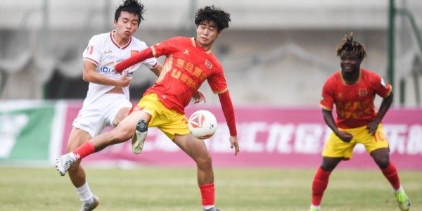 星空体育-差别太大了，同是升班马，一个在准备夺冠，一个在提前准备中甲！